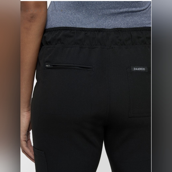 Medical uniform - Picture 3 of 3